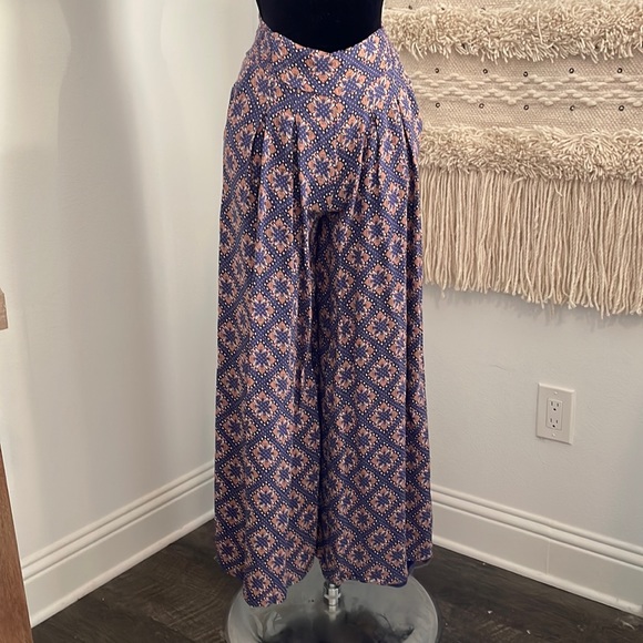 High waisted anthropology pants - Picture 1 of 1